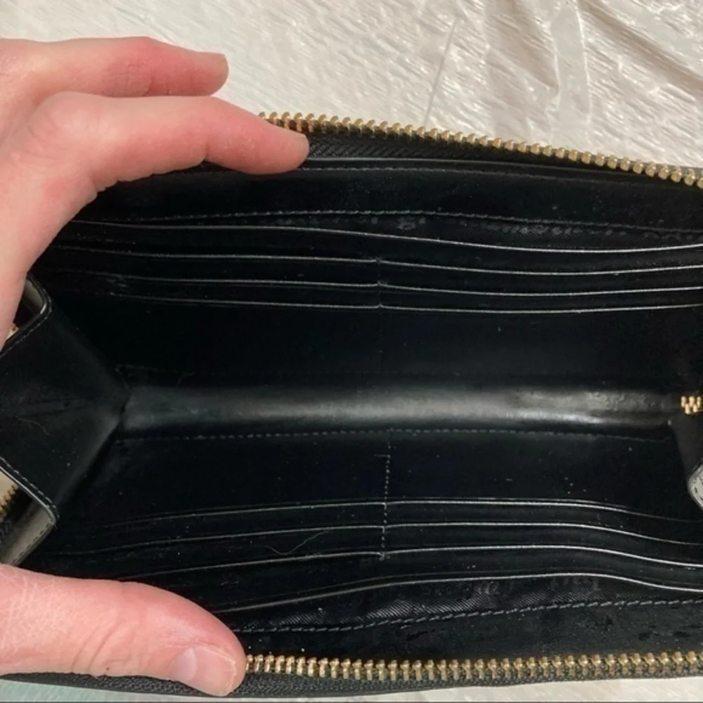 Kate spade black pink white striped zipper clutch wallet